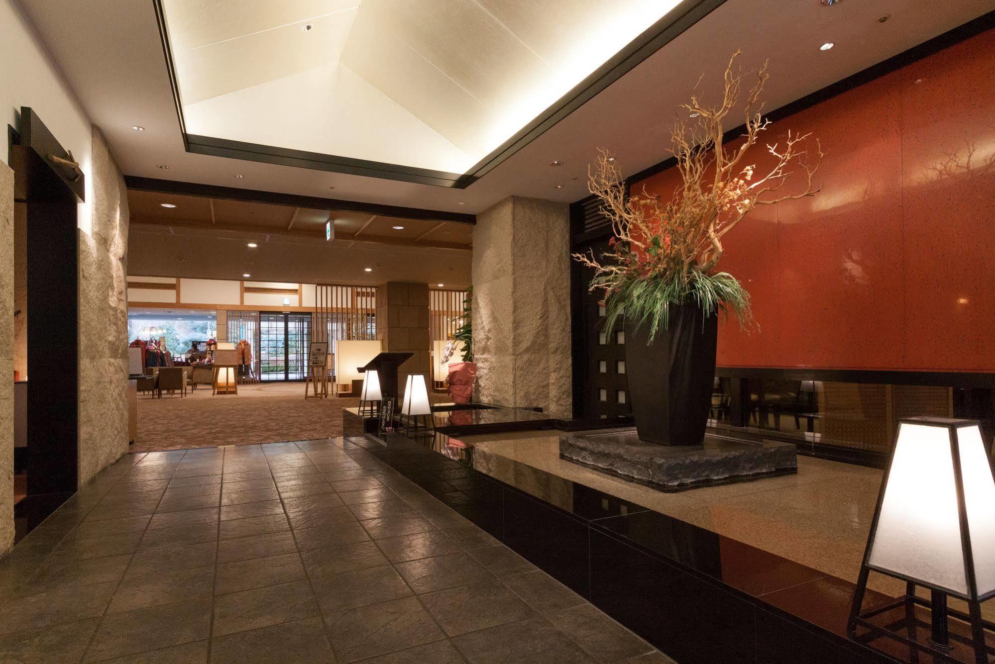 Hotel Hatsuhana Hakone Exterior photo