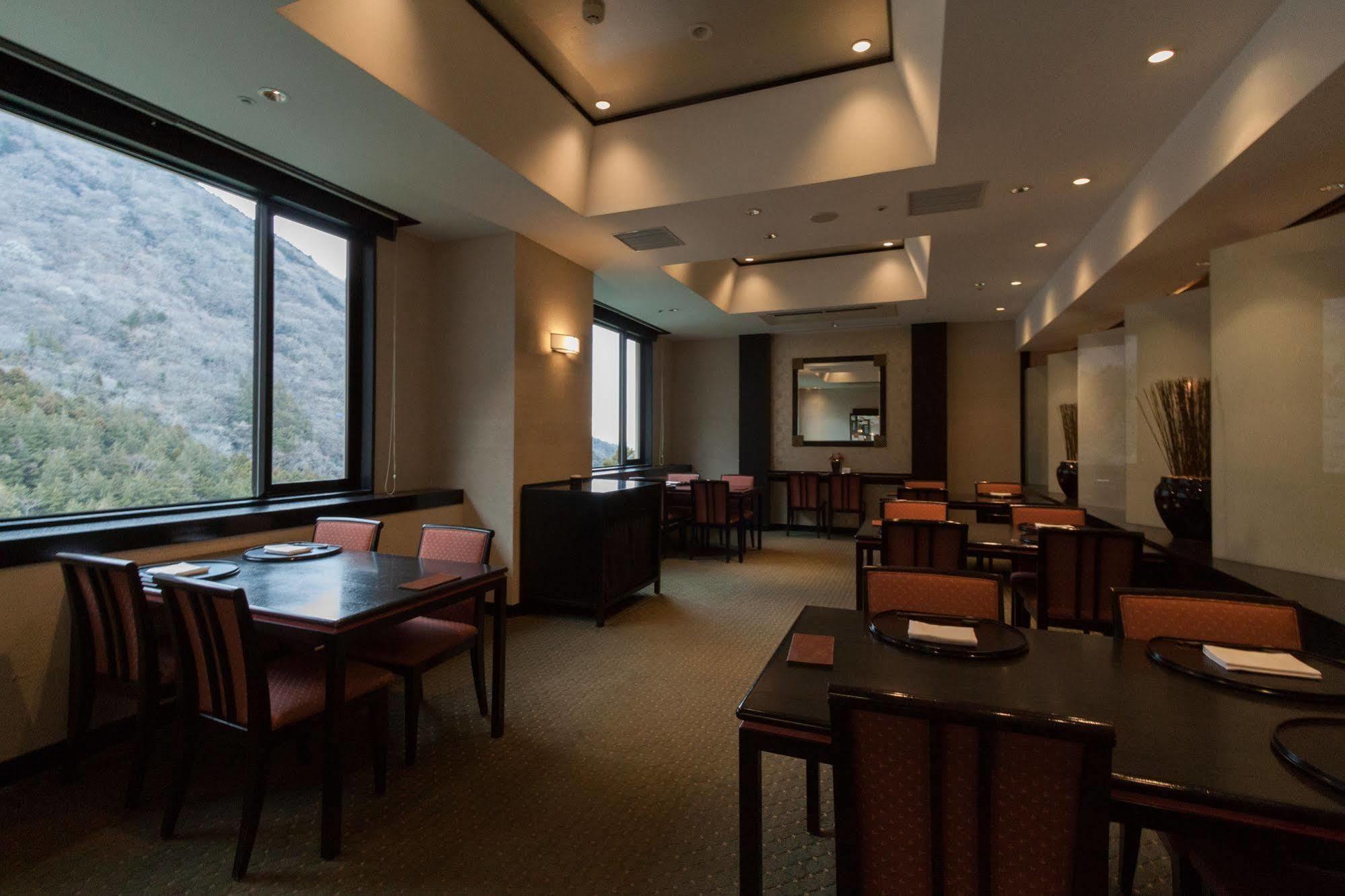 Hotel Hatsuhana Hakone Exterior photo